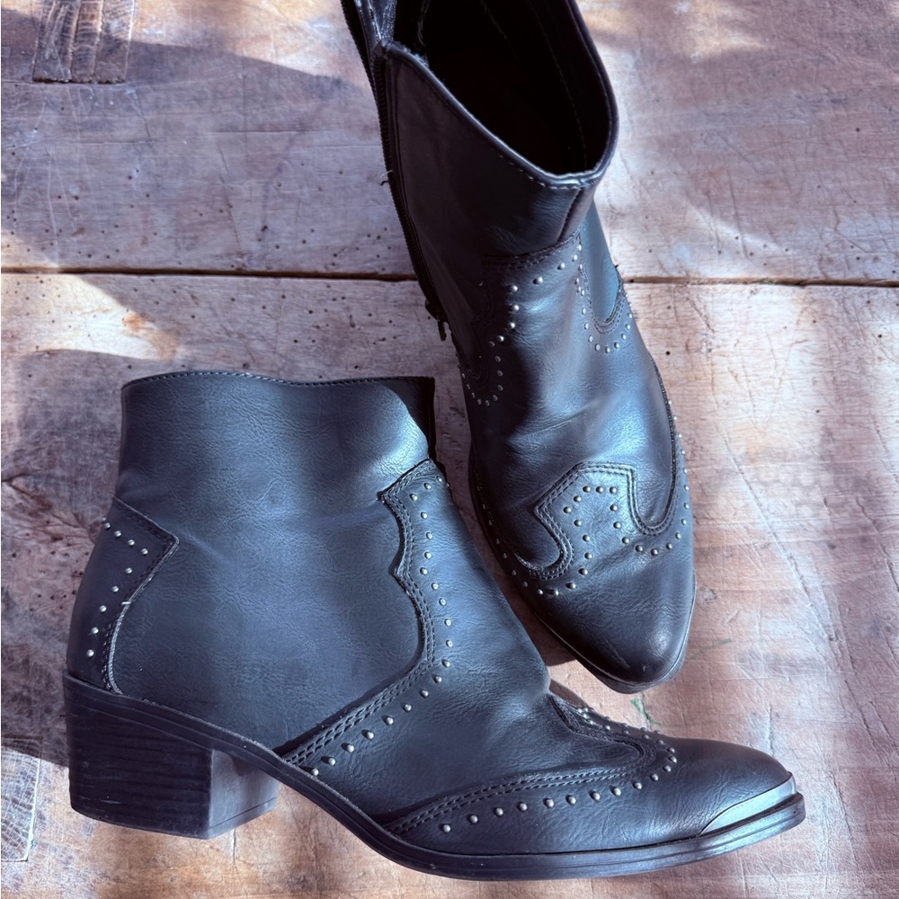Universal Thread Black Studded Western Ankle Boots - image 1